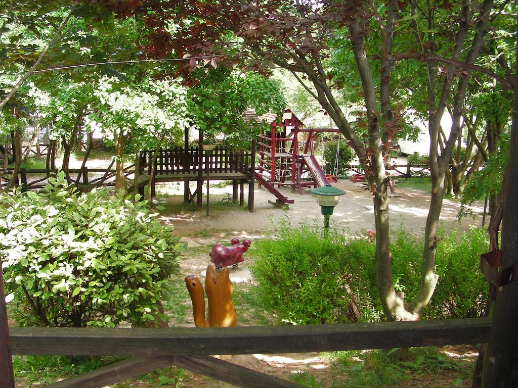 Agriturismo Mezzaluna Malchina Exterior photo